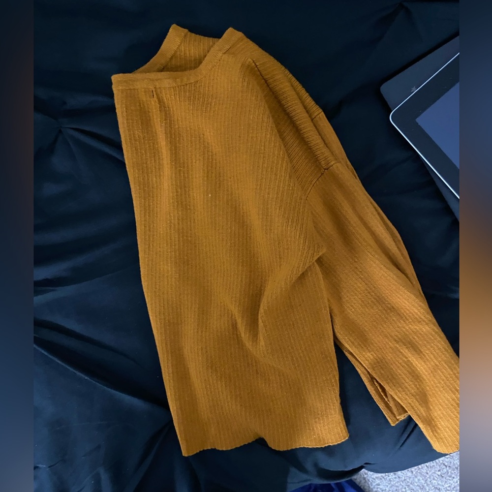 cropped sweater